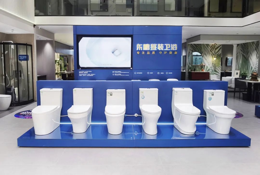東鵬整裝衛(wèi)浴云南曲靖店：健康升級，營造人居場景5.jpg