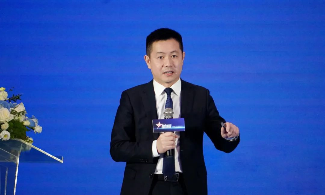 1713401066296857.jpg 2024圣堡龍?zhí)沾傻诎藢闷放拼髸?huì)圓滿(mǎn)舉行2.jpg