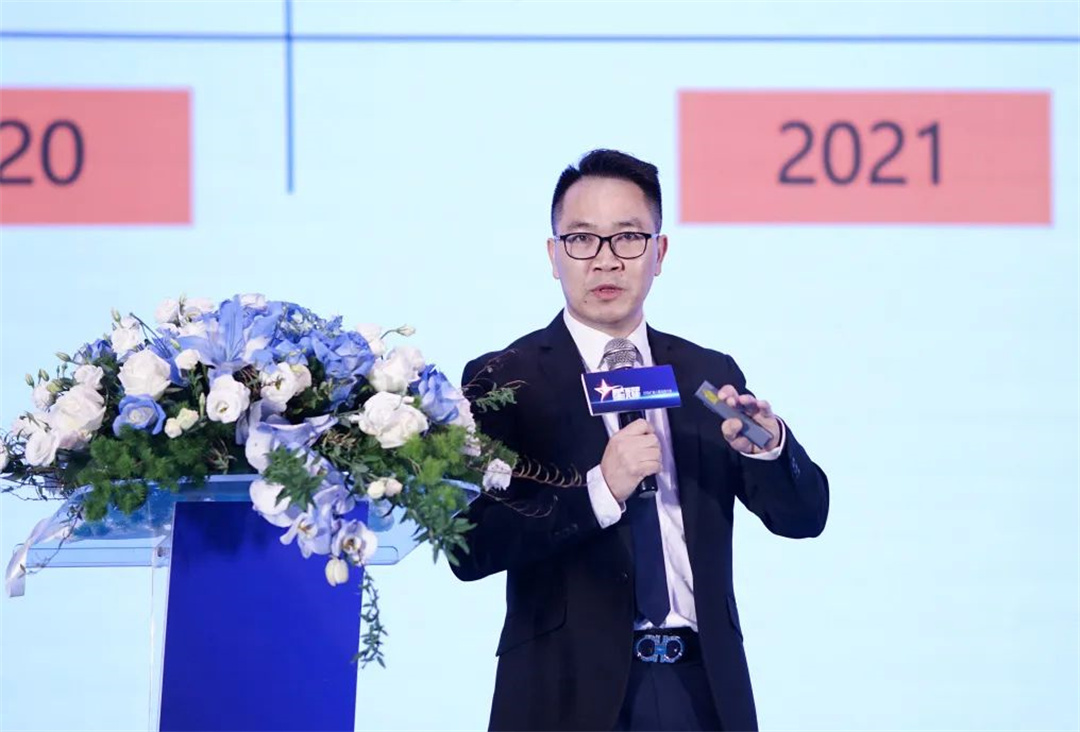 1713401093319177.jpg 2024圣堡龍?zhí)沾傻诎藢闷放拼髸?huì)圓滿(mǎn)舉行4.jpg